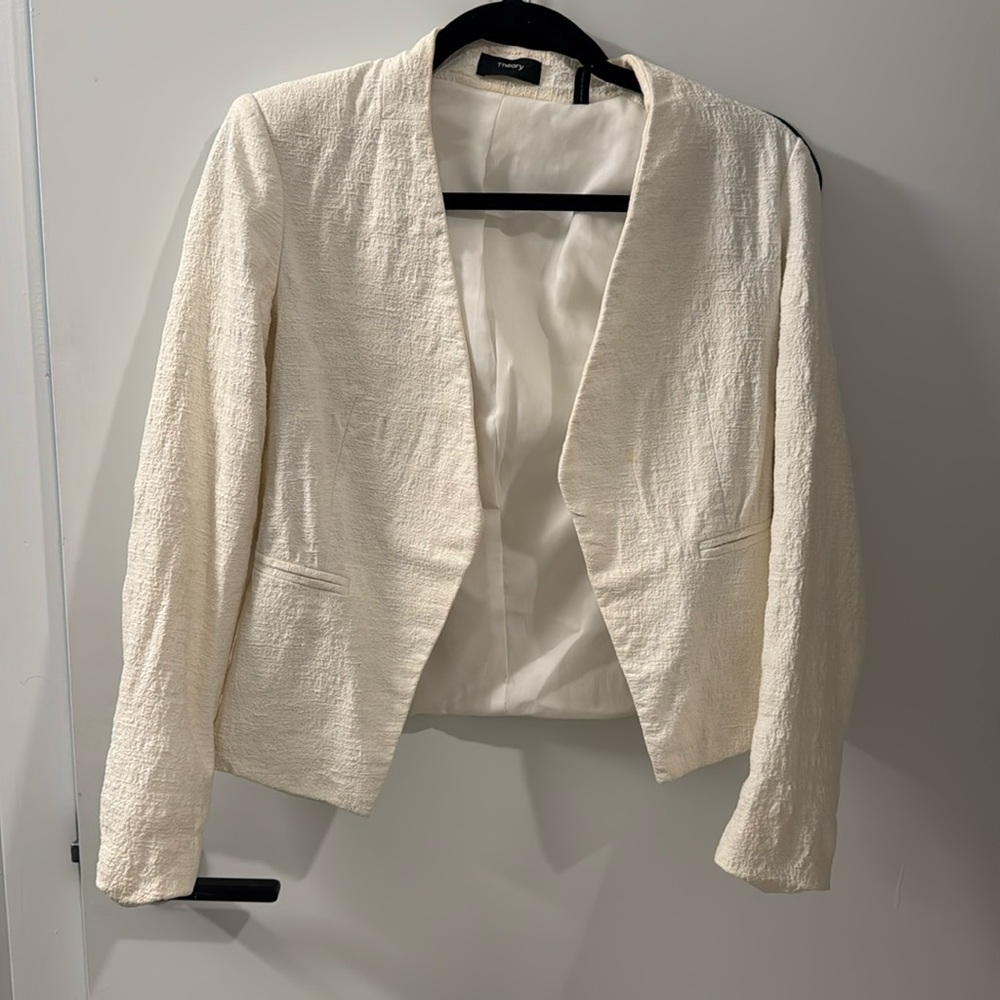 Theory white blazer sz 0